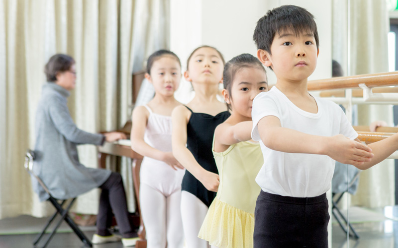 藤田真弓バレエ教室